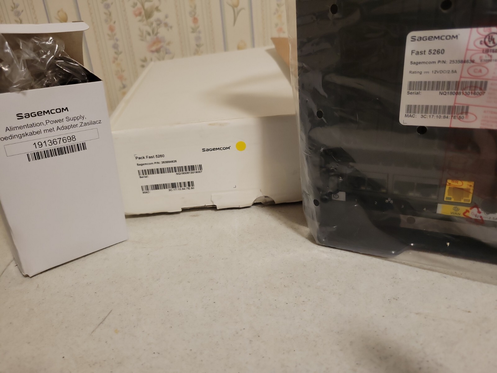 SAGEMCOM FAST 5260 DUAL-BAND WIRELESS WI-FI ROUTER Pack