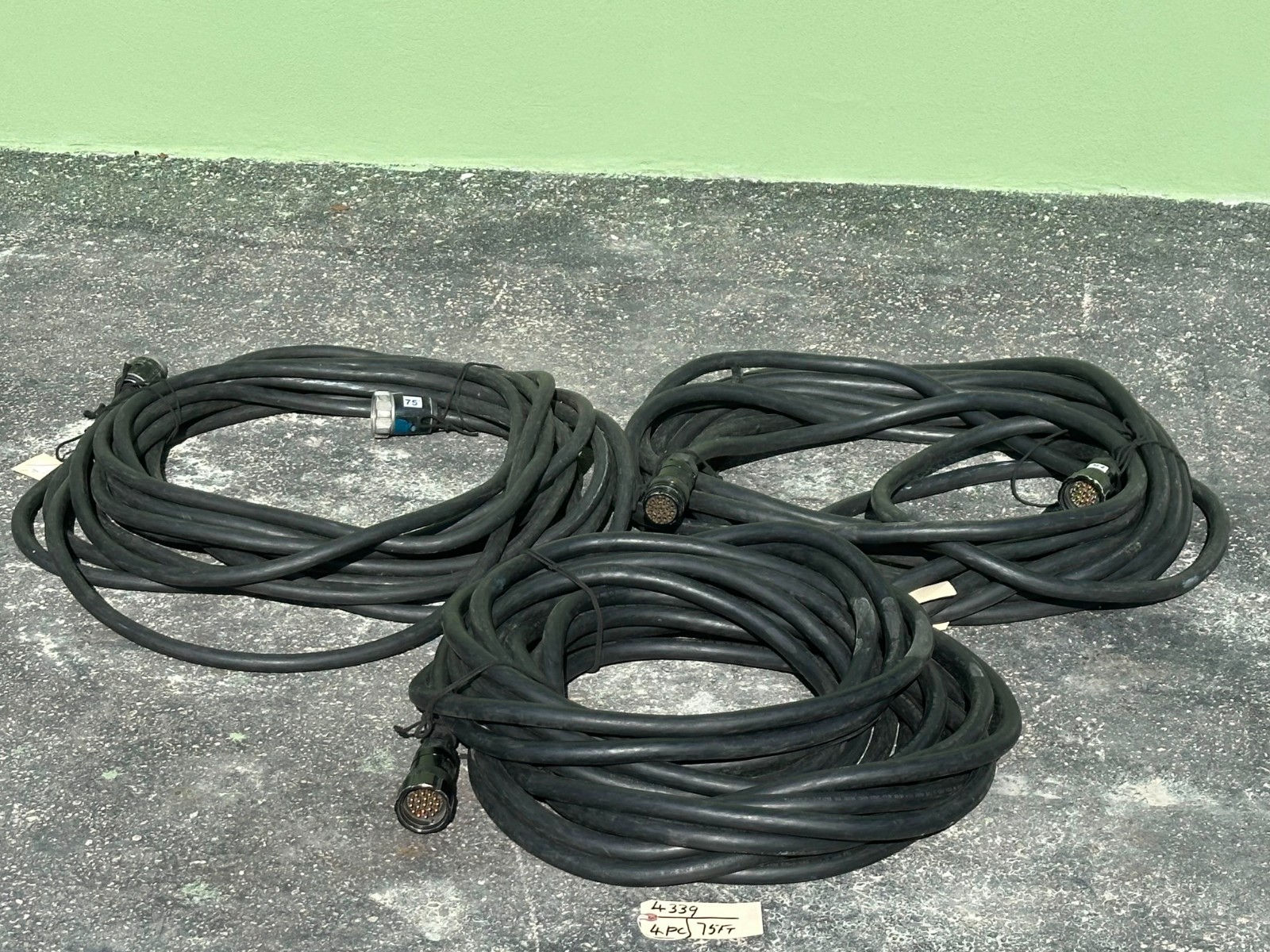 75FT 19-PIN SOCAPEX MALE TO 19-PIN SOCAPEX FEMALE 12 AWG 600V CABLE #4339 (ONE) 