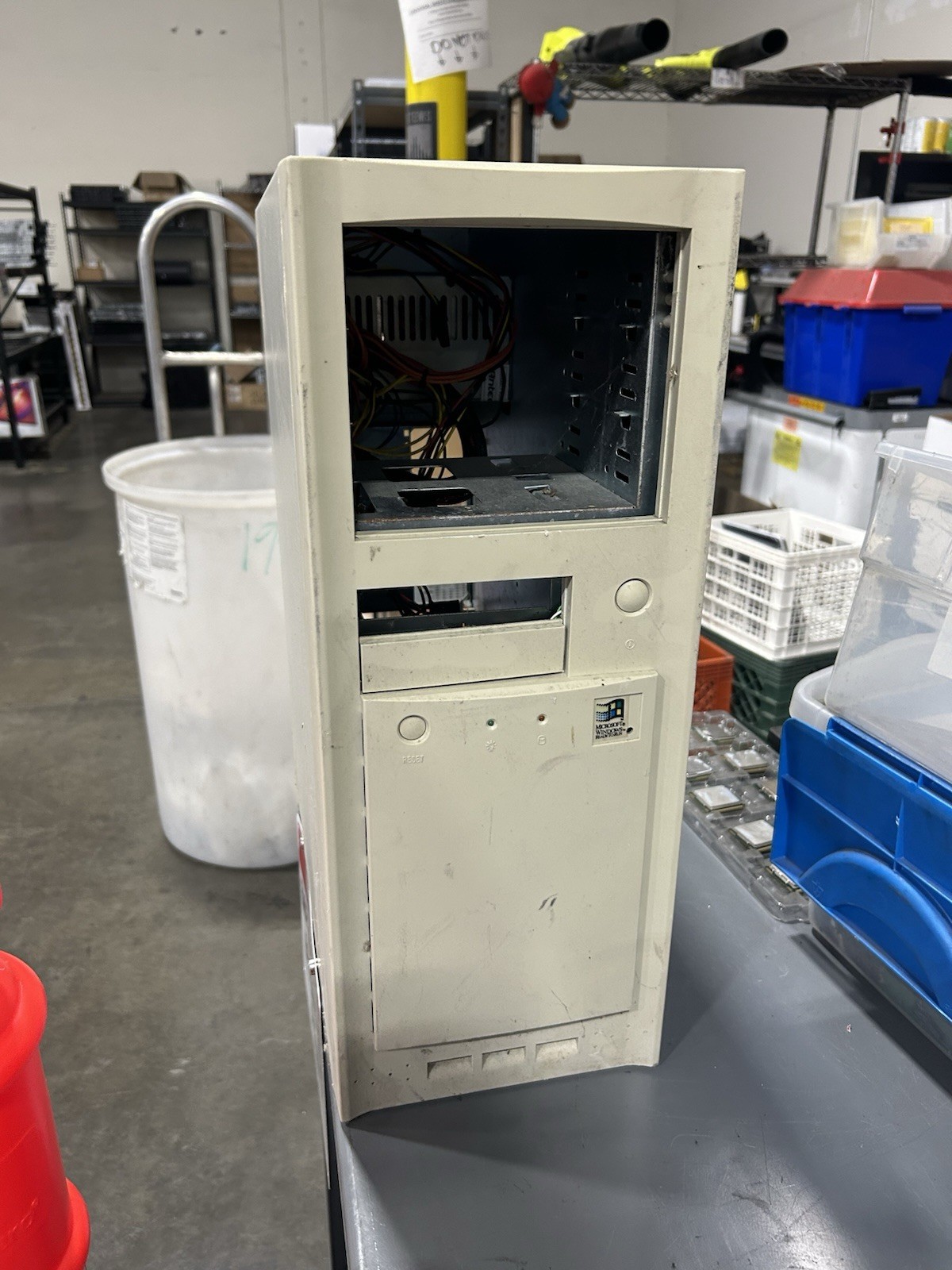 Vintage Mid ATX Beige Computer Tower Case with PSU READ