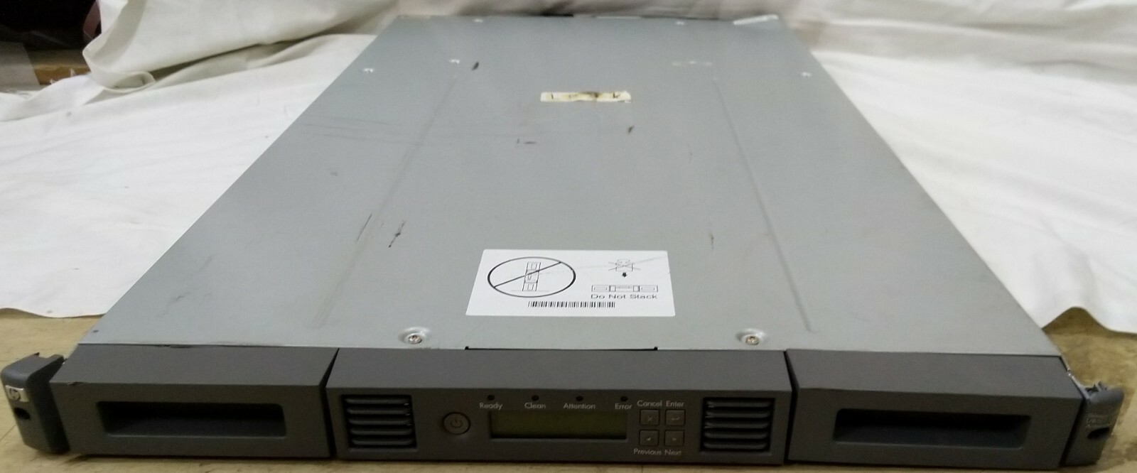 HP Storageworks 435247-001 AH173A 1/8 G2 Ultrium920 Drive Autoloader LTO3 SCSI 