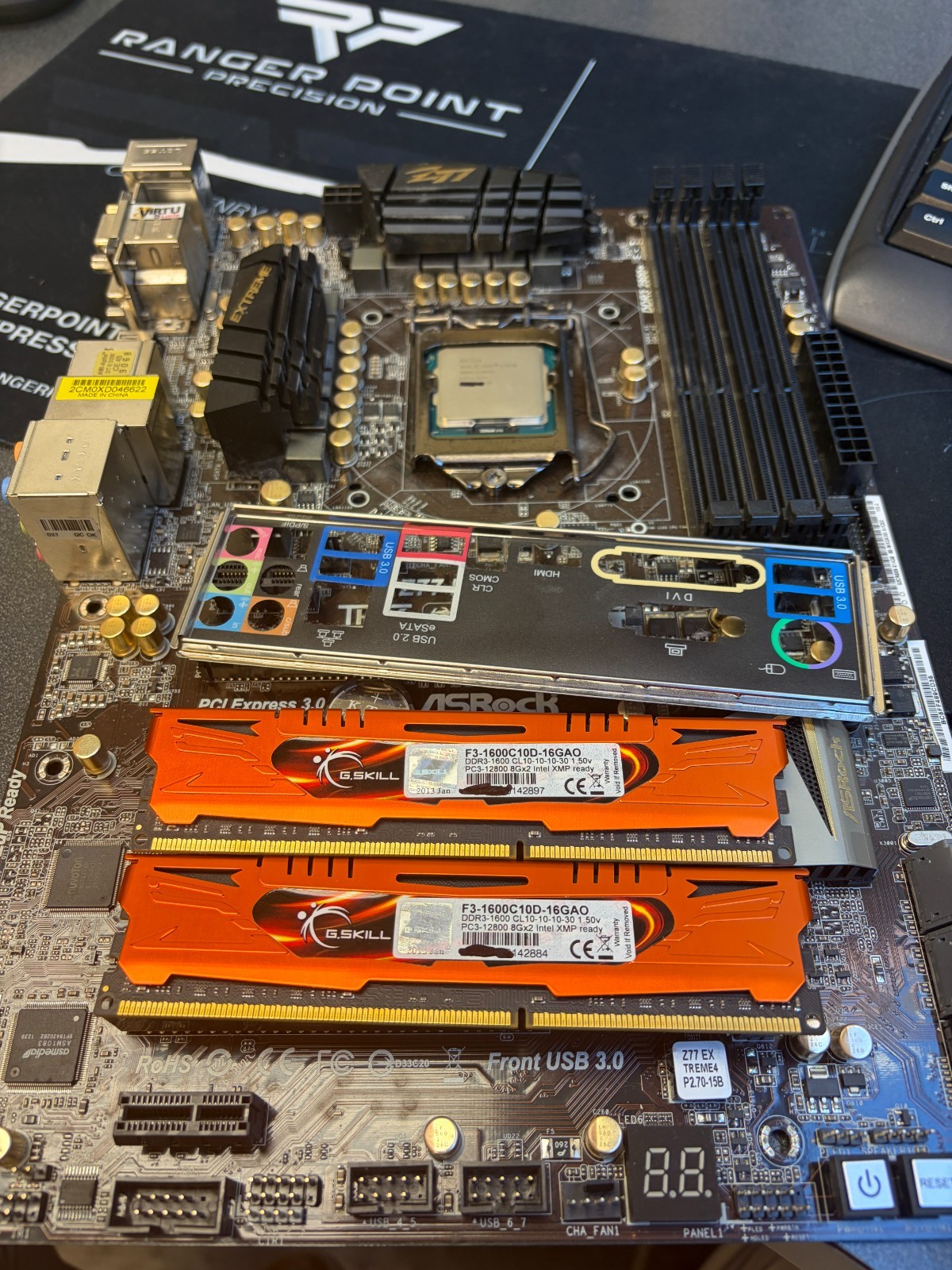 ASRock Z77 Extreme4 Motherboard LGA 1155 w/ Intel i7-3770 + 16GB DDR3 CL10 RAM