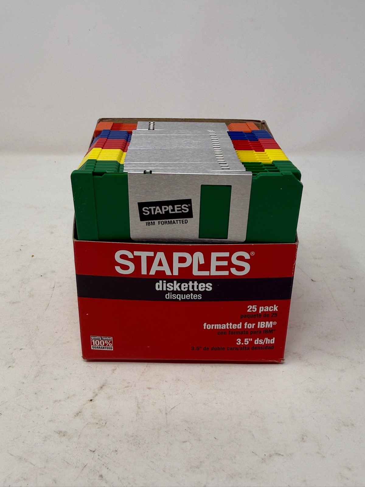 Staples 3.5" Diskettes 25 Pack IBM Formatted Multicolor New