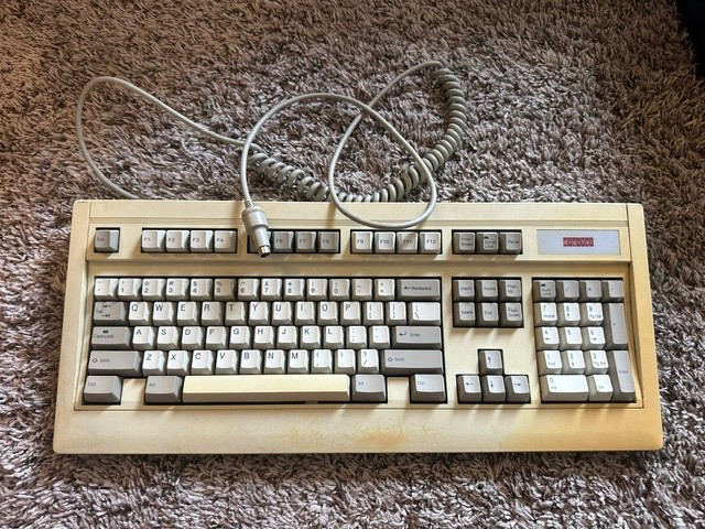 Fujitsu FKB4700 Mechanical Computer Keyboard w/ 5 Pin cord