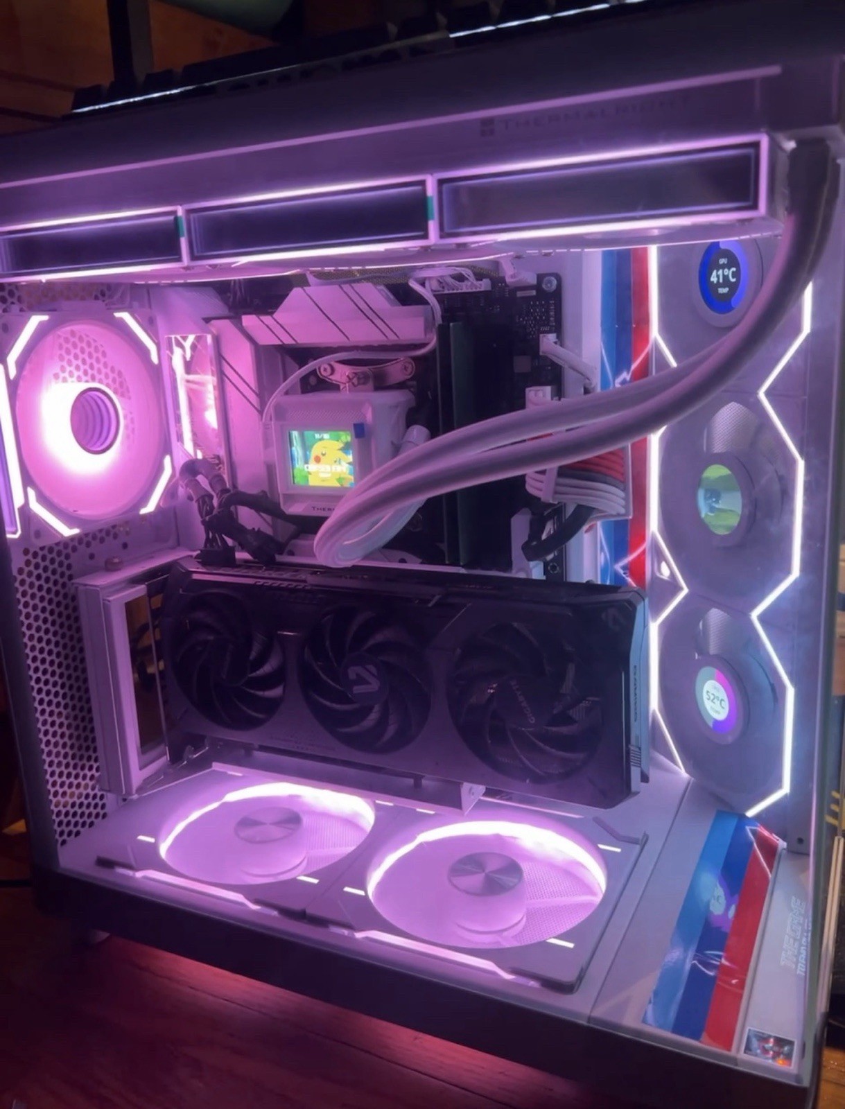 ASUS ROG STRIX X670E-A Ryzen 7 7700X RTX 5050 32GB RAM Liq-Cooled Custom PC 
