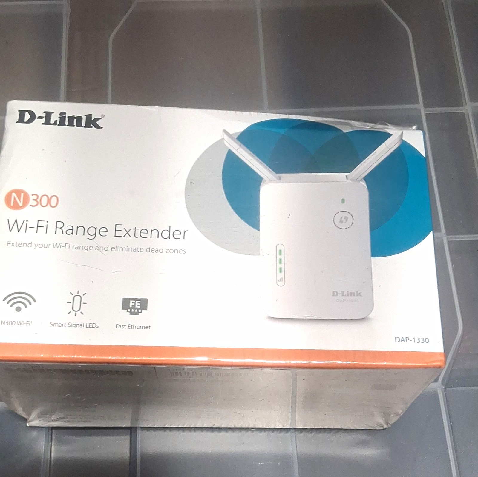D-Link DAP-1330 N300 Wi-Fi Range Extender 2.4GHz Fast Ethernet, LEDs