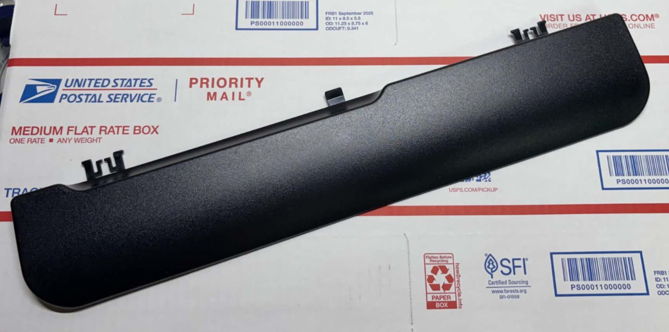 Genuine Dell SK-8135 Keyboard Palm Rest Wrist Rest Detachable Black OEM
