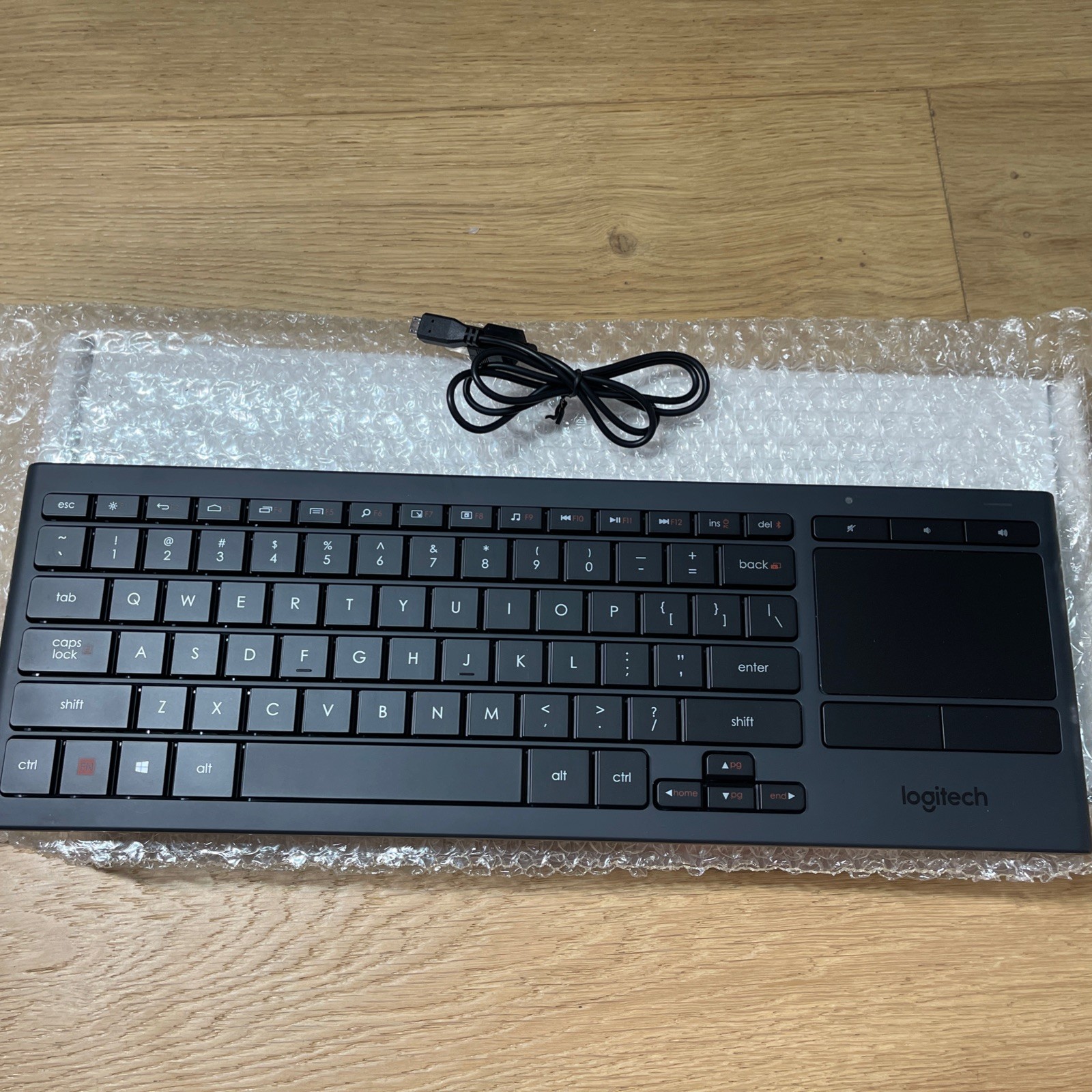 Logitech K830 Illuminated Keyboard with Built-in Touchpad Y-R0047B New