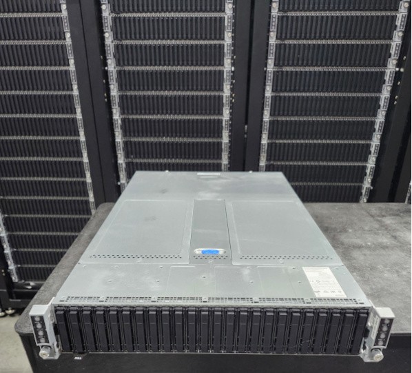 Intel 2U 4-Node 24SFF Cloud/HPC Server 8x Silver 4210 80-Core 2.2GHz 128GB RAM