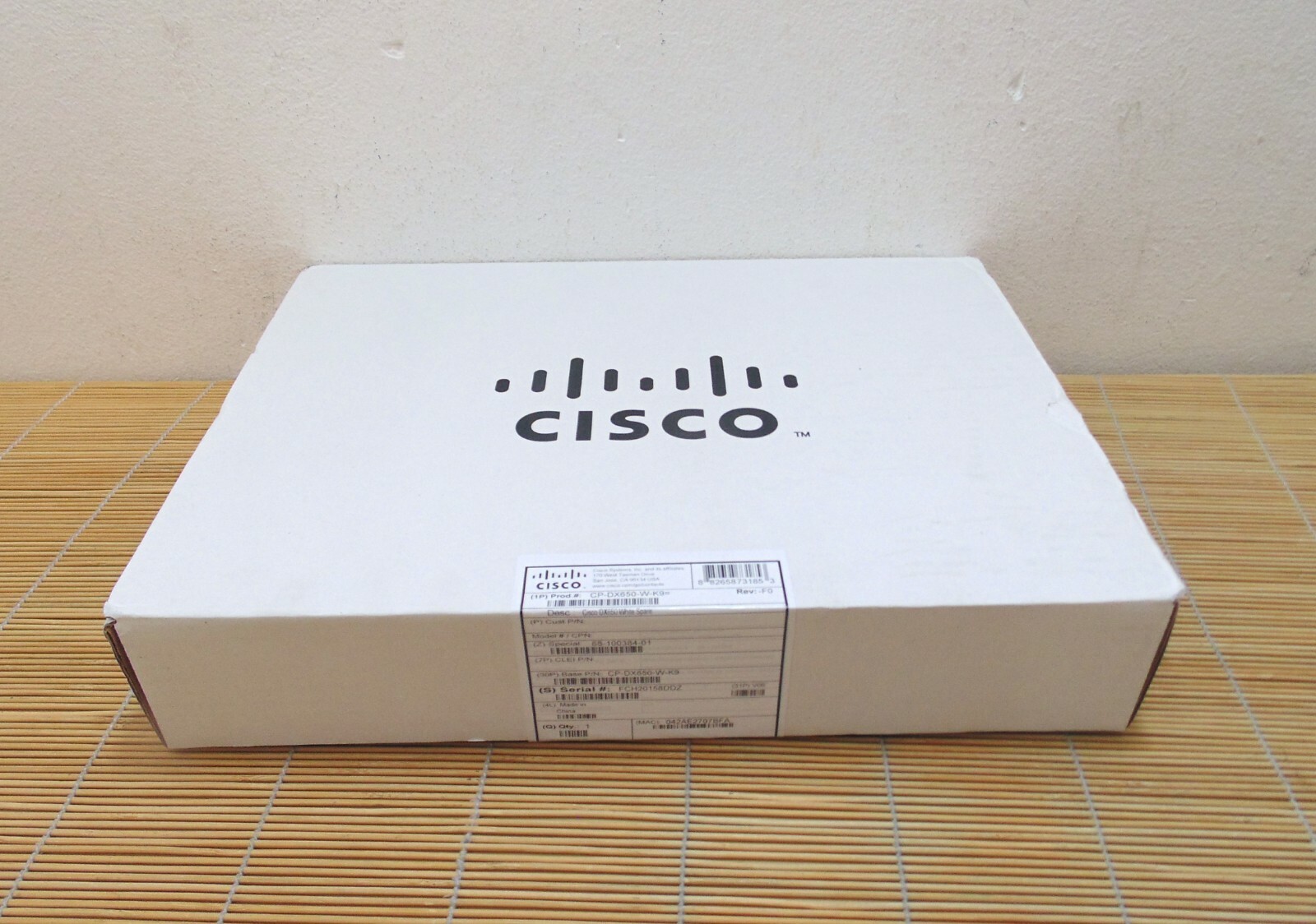 New Cisco CP-DX650-W-K9 Desktop Collaboration Experience DX650 White New Sealed
