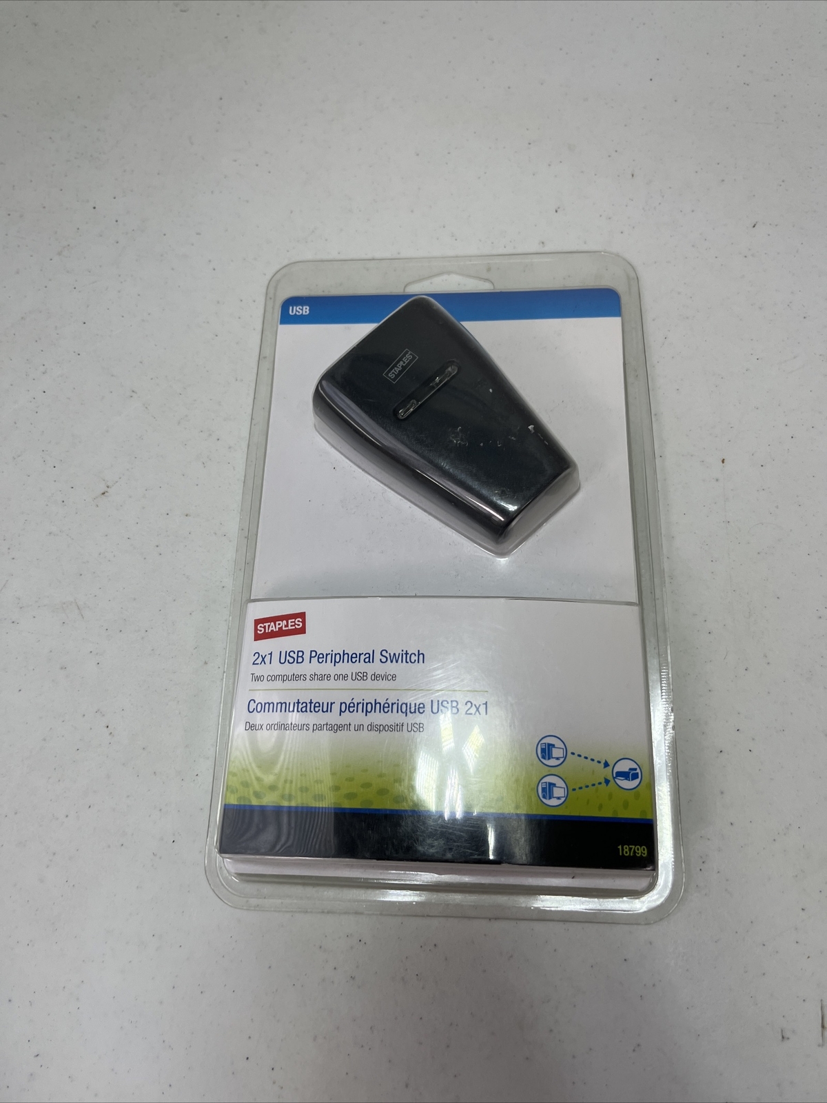 Staples 2 Ports External Switch