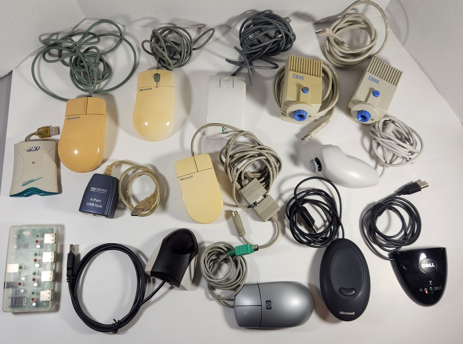 LOT OF 14 VINTAGE MICROSOFT IBM DELL HP MOUSES CAMERAS USB AND MORE