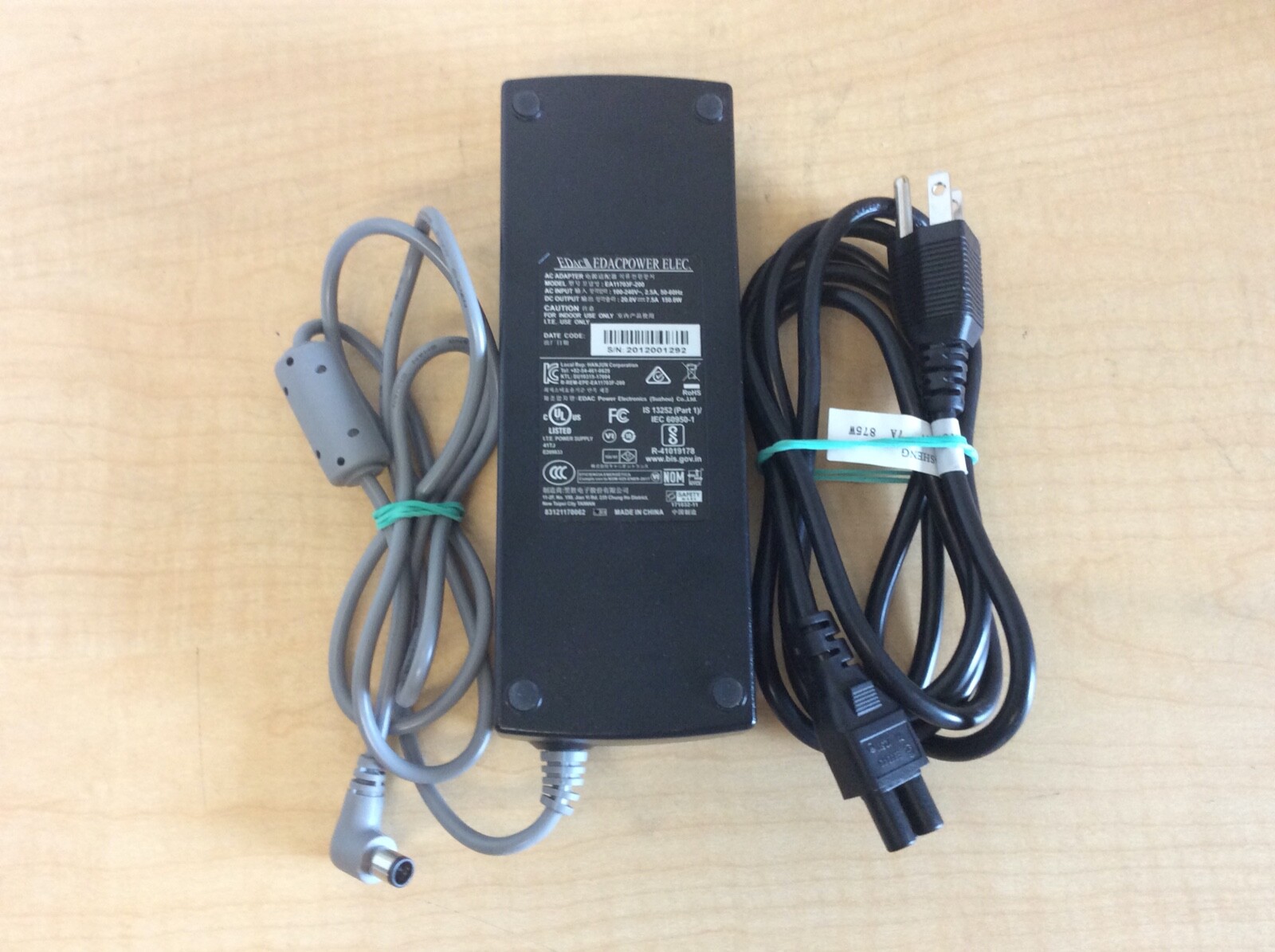 EDACPOWER Electronic AC Adapater Model EA11703F-200