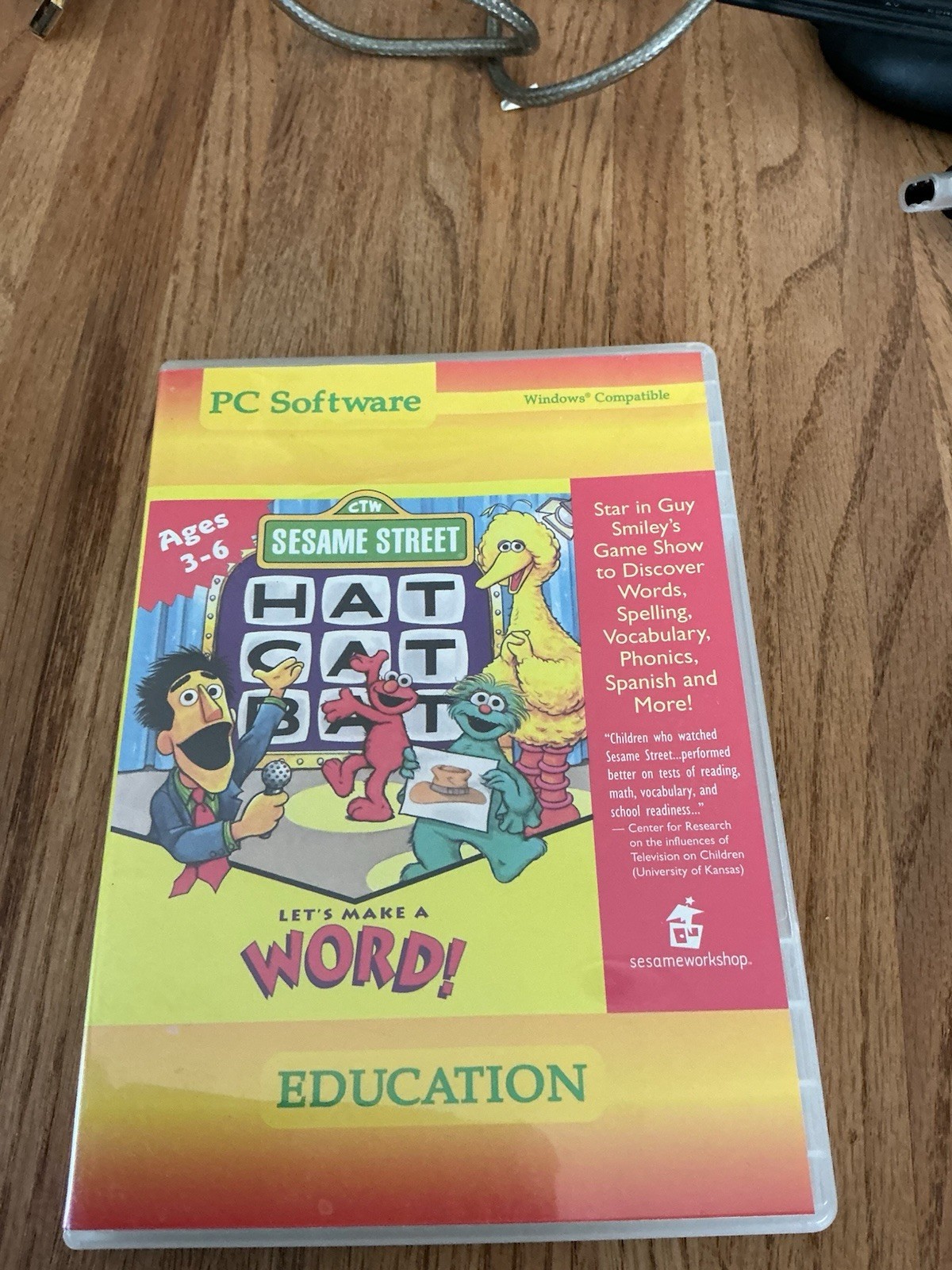 Sesame Street Lets Make a Word PC CD early learning build confidence letter game
