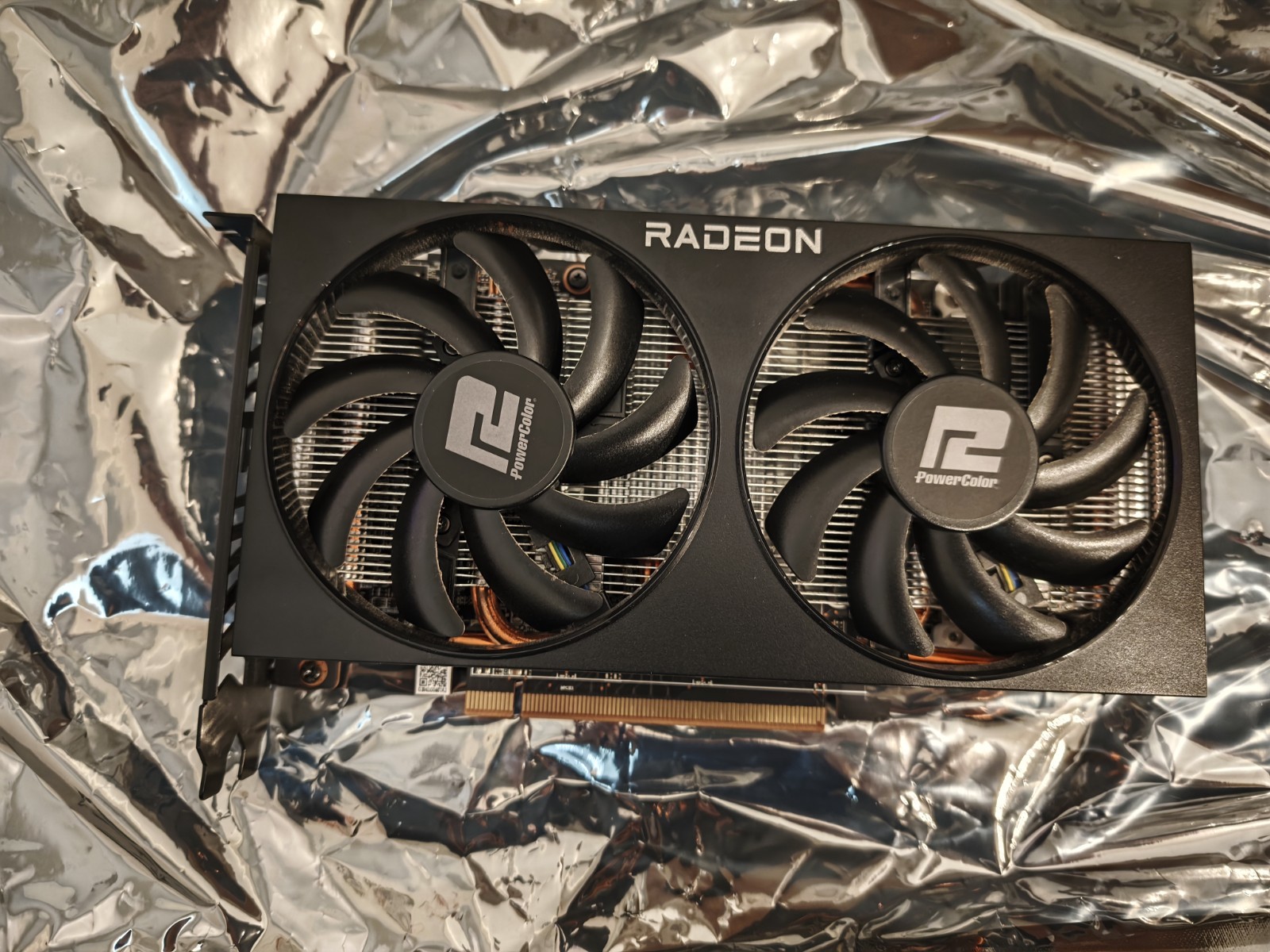 POWERCOLOR Fighter AMD Radeon RX 7600 8GB GDDR6 Graphic Card - USED