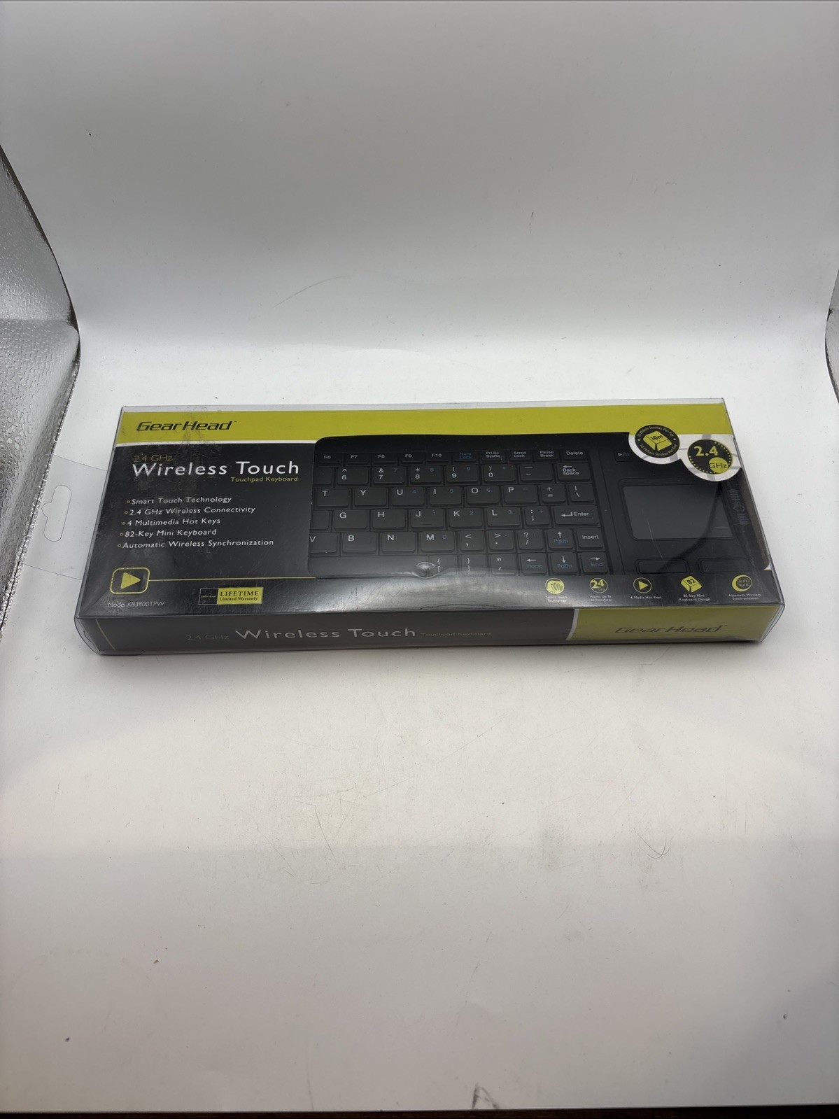 Gear Head Wireless Smart Touchpad 82 Key Mini Keyboard 2.4 GHz, Model KB3800TPW