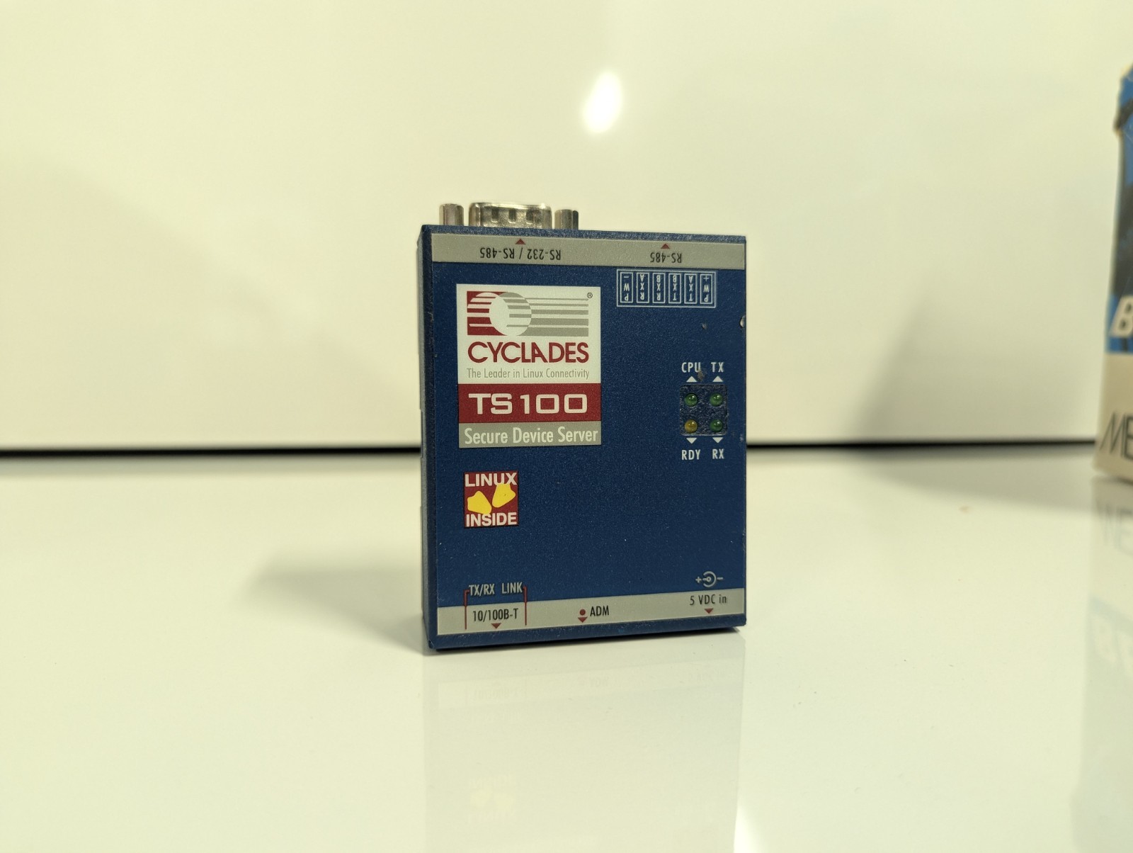 CYCLADES TS100 Serial Console Server