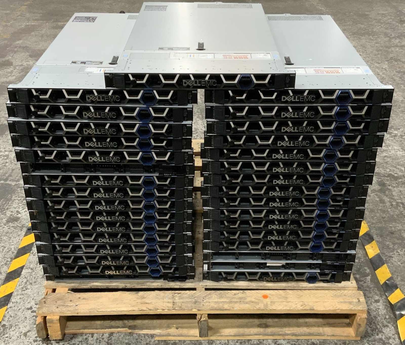 Lot of 32x Dell EMC R640 ReadyNode Chassis 10x 2.5" Bays No CPU/RAM OR HDD