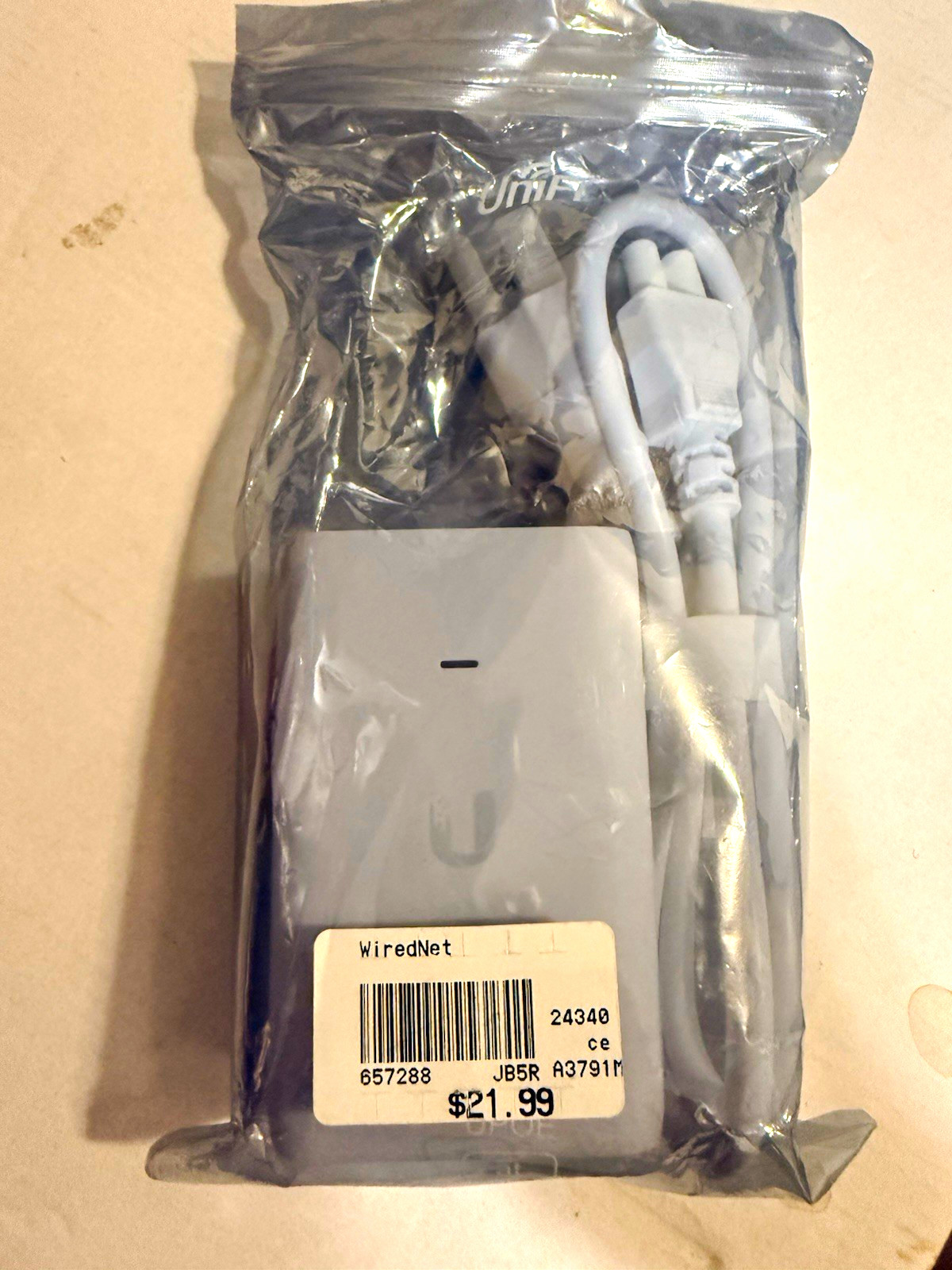 Ubiquiti Networks U-POE-at PoE Injector/Adapter with Power Cord
