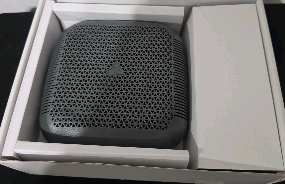 Casa Systems AP1000-41 Apex Pebble LTE Small Cell w/ Box & Cables S6