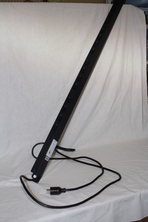 New Avocent SPC1600-AM Secure Power Control Strip 120V 16 Outlet, 116" Cord $995