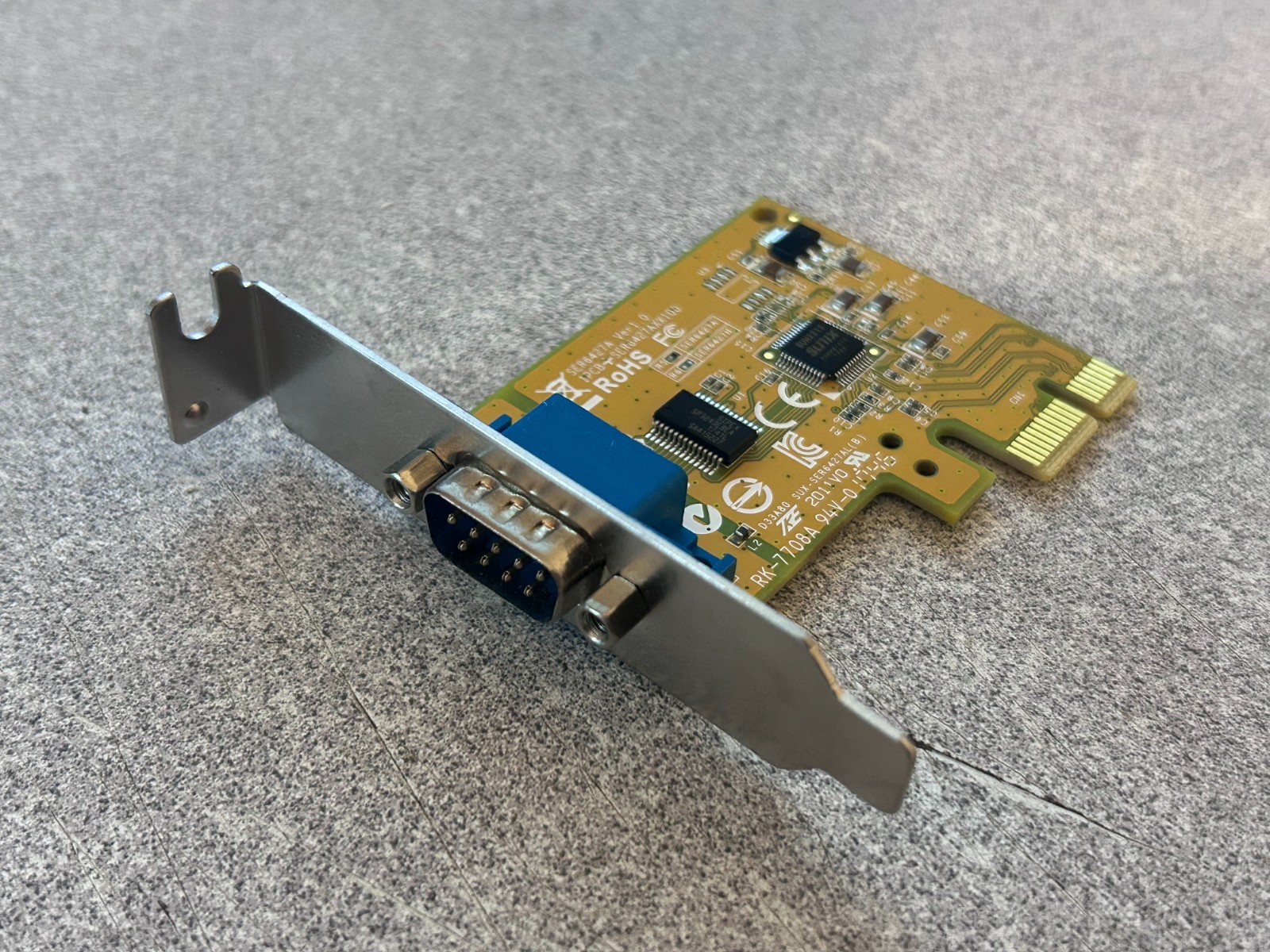 Genuine Dell PCIe 9 Pin Serial Card RS-232 NT0HM Low Profile Quick Ship