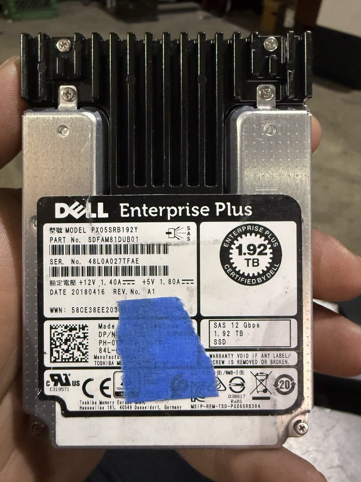 Dell 1.92TB SSD SAS 2.5 12G  Hard Drive R440 R540 R640 R740 8V7C5 PX05SRB192Y