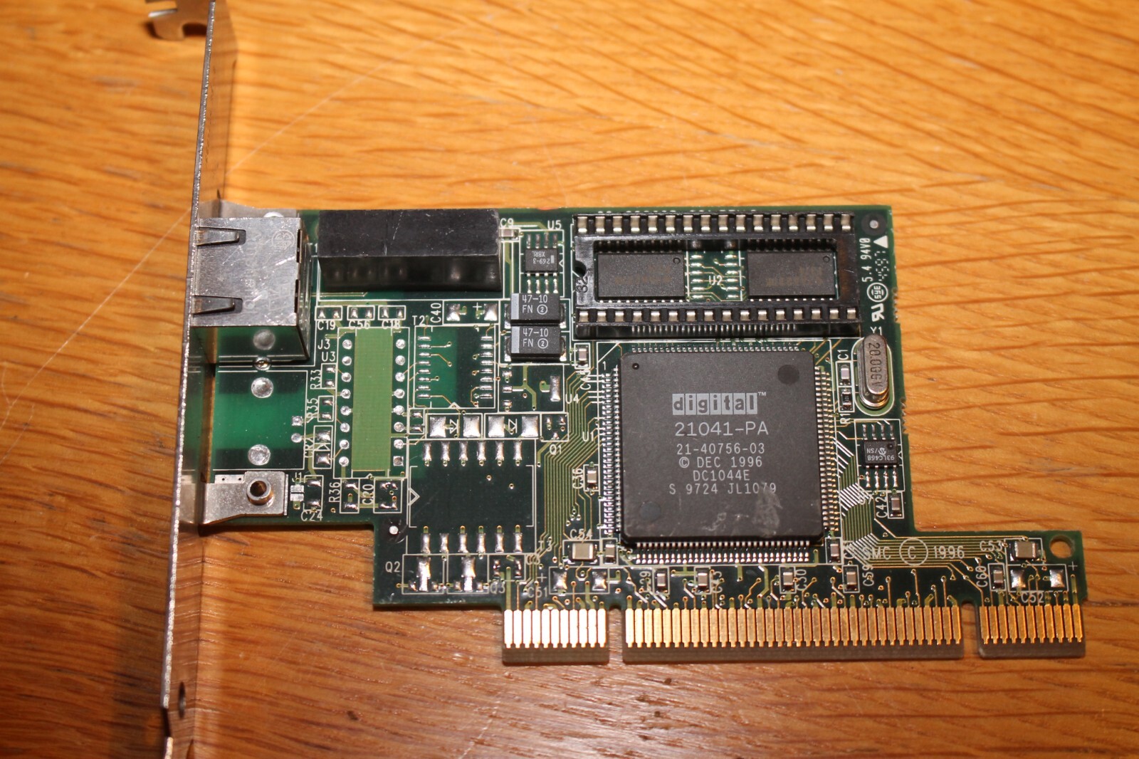 DEC Ethernet Controller - 21041-PA Boot Rom - RJ45 - PCI Slot - DIGITAL