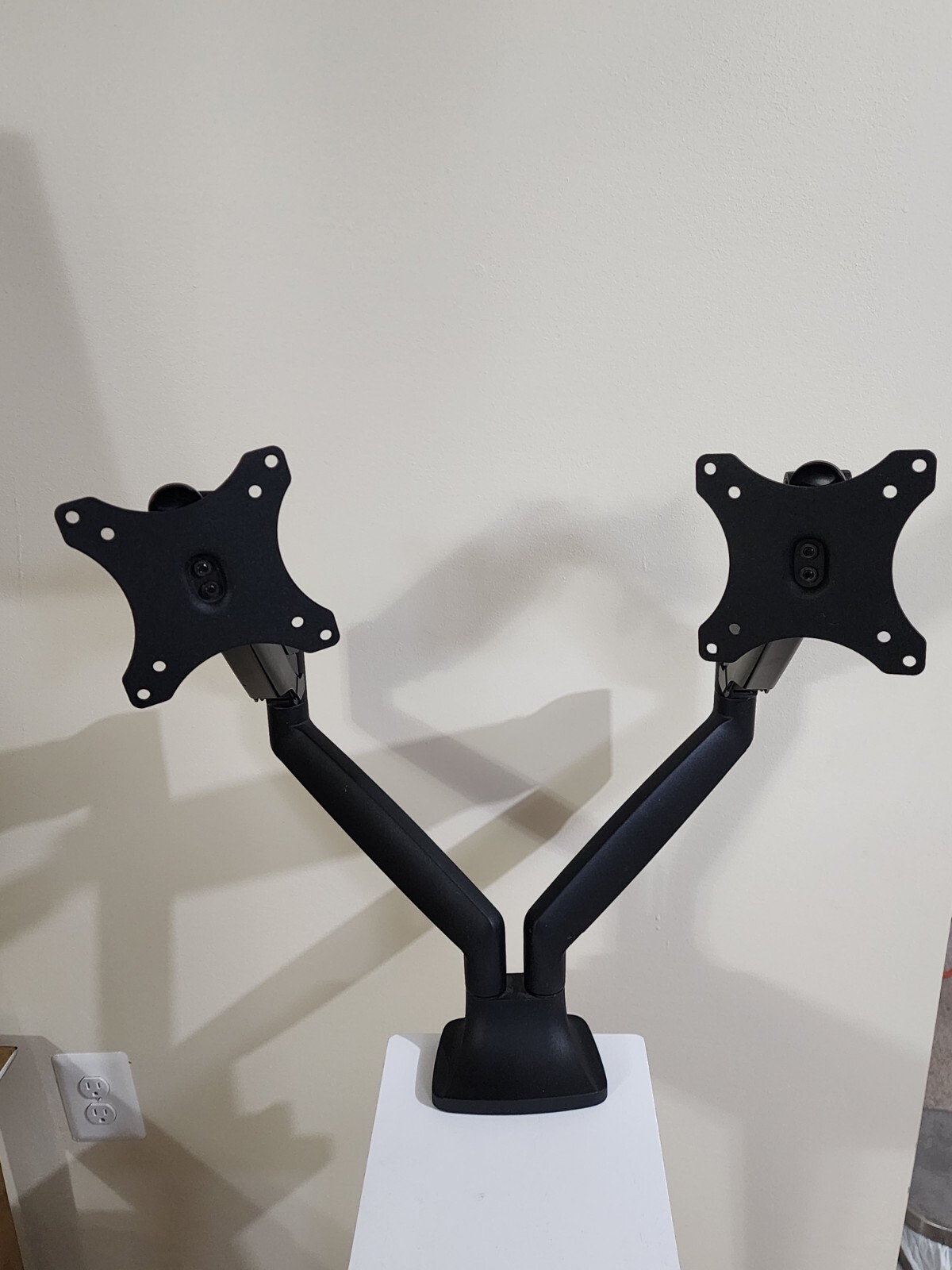 Mount-It  Dual Monitor Mount Arms - Black