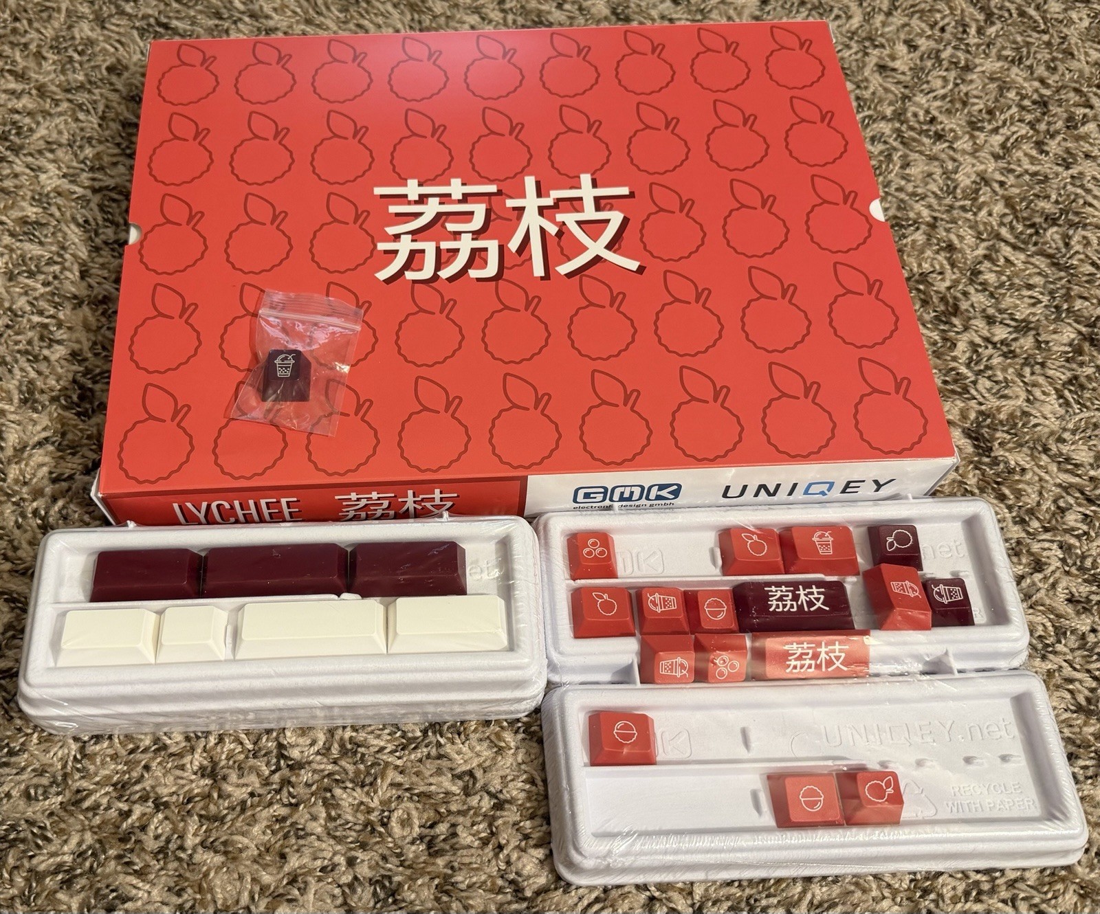 GMK Lychee Keycap Set - Brand New, never use