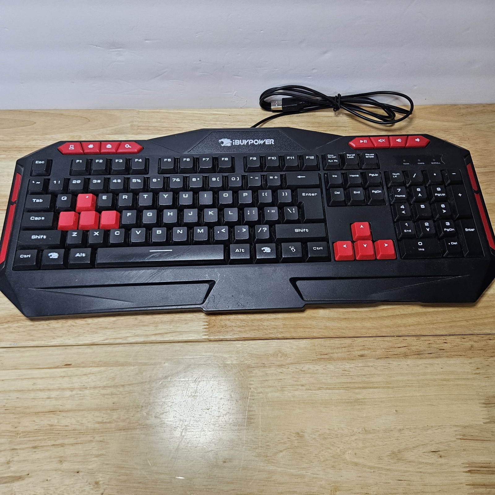 Ares E1 Spill Resistant Gaming Keyboard w/ Multimedia Keys + Num Pad Tested