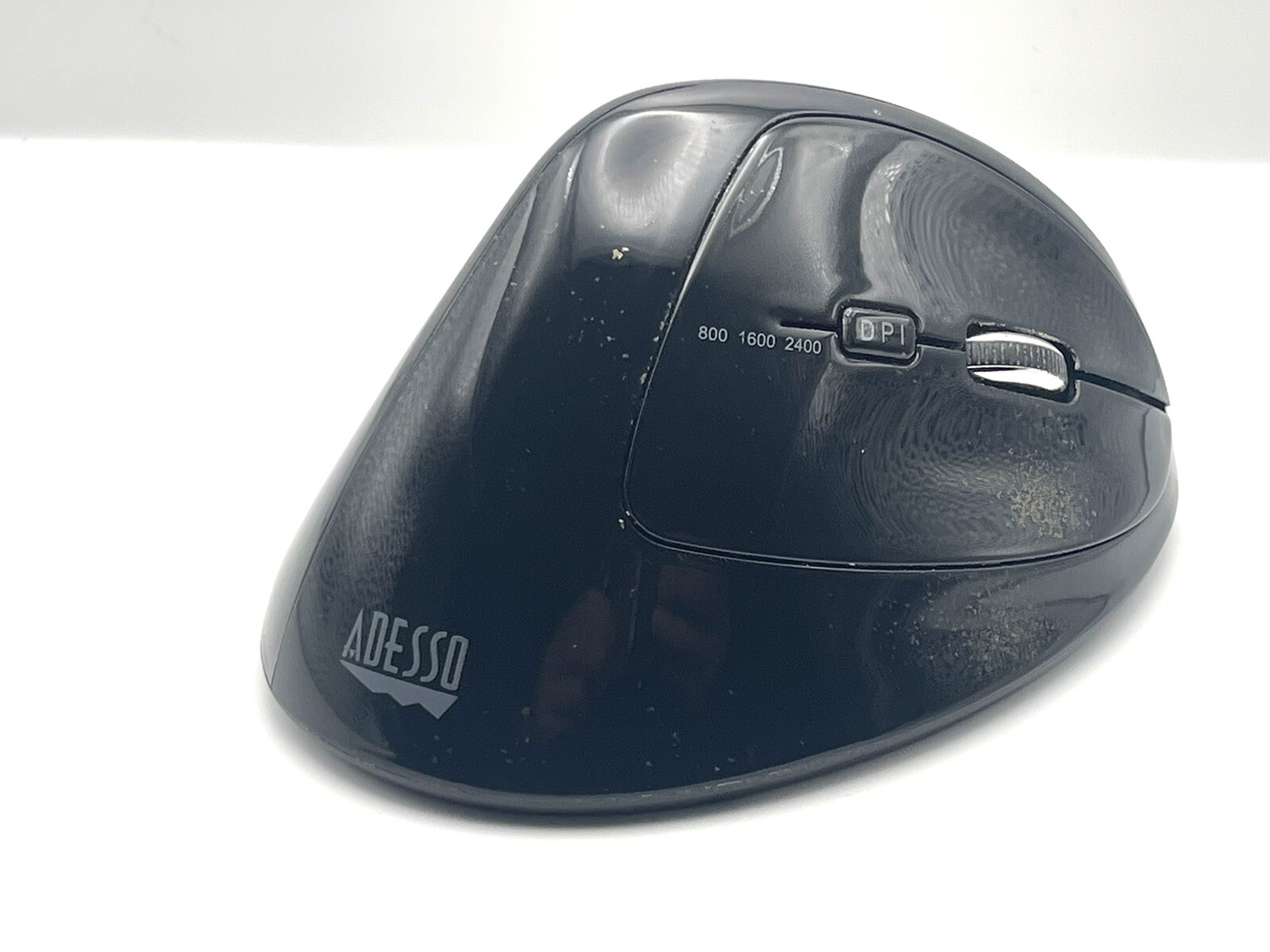Adesso iMouse E30 Wireless Optical Vertical Programmable Mouse