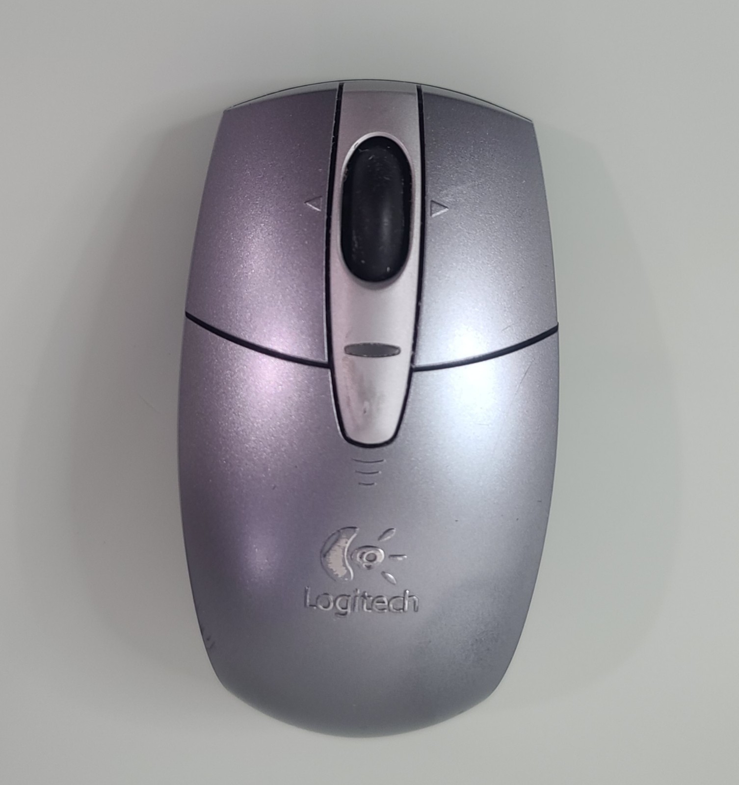 VTG Logitech V200 M-RBK93B Silver Wireless Mouse/ Dongle Receiver 2.4ghz Tested 