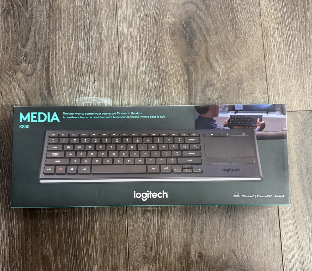Logitech K830 Illuminated Keyboard Black wOnly Used Once