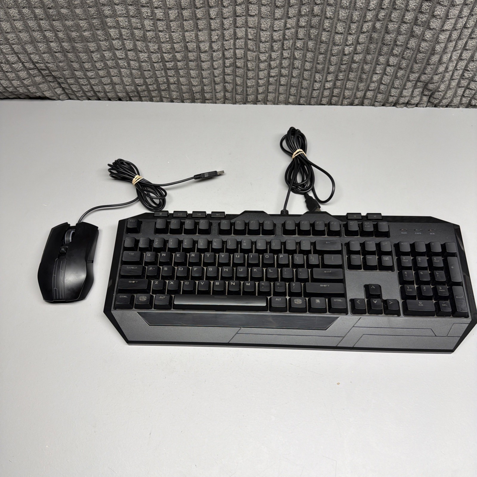 Cooler Master Devastator 2 Gaming Keyboard / Mouse SGB-3031-KKMF1-US Red LED USB