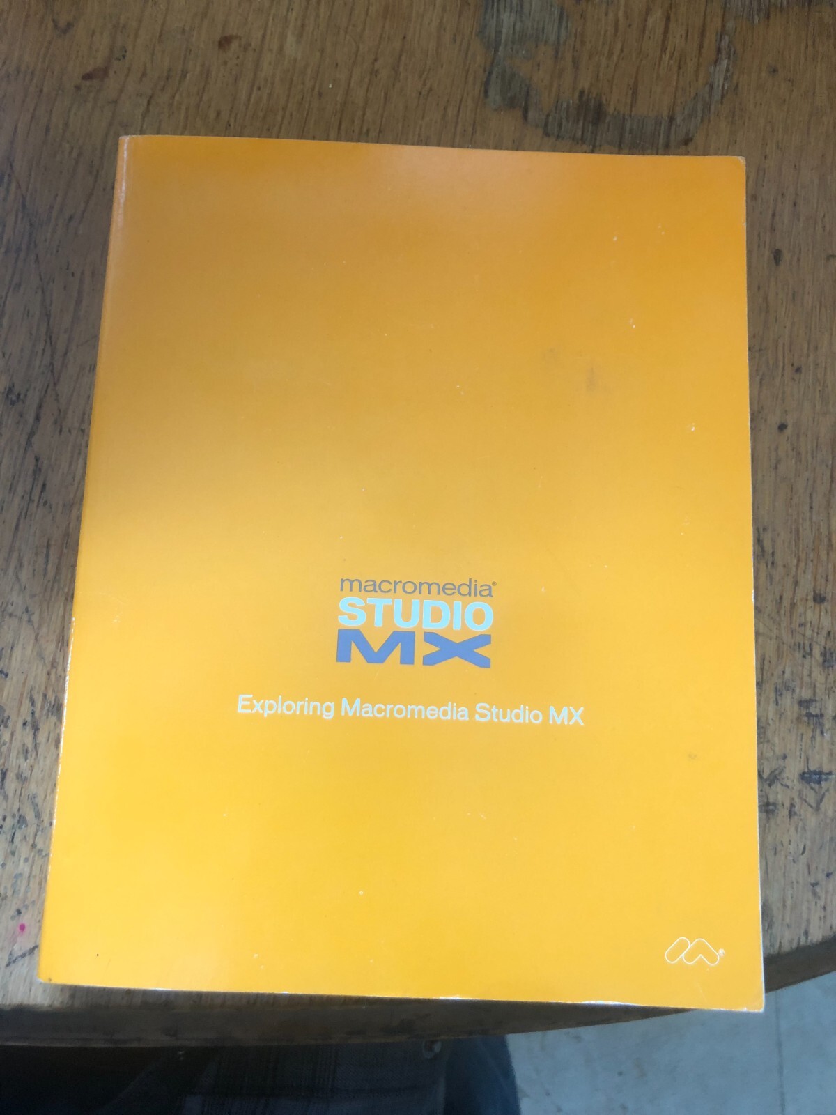 Macromedia Studio MX Guide Book 
