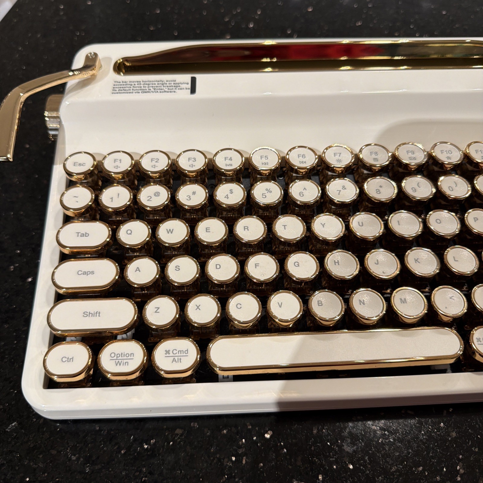 YUNZII QL75 Typewriter Keyboard White/Gold English QWERTY Standard