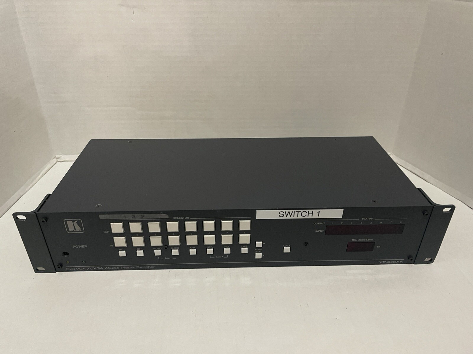 Kramer VP-8X8AK Switch 8 Ports VGA Rack Audio Matrix Switcher