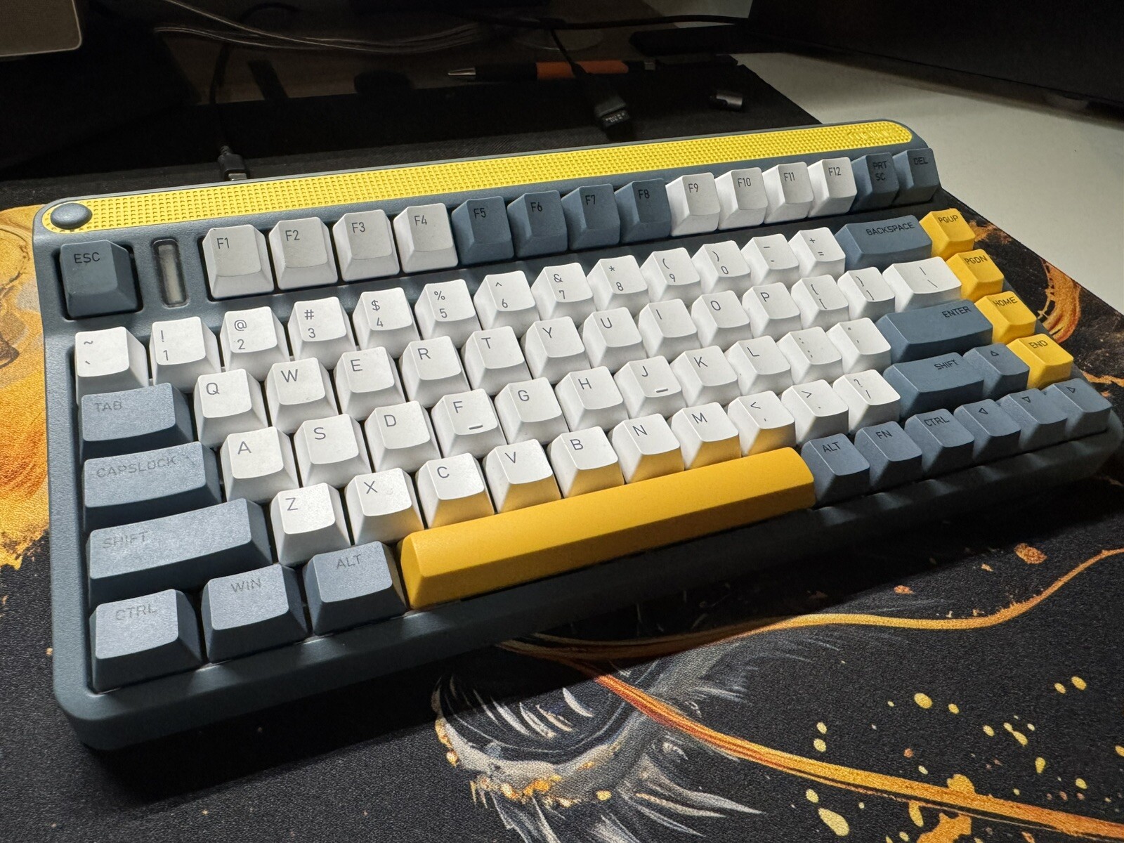IQUNIX A80 Explorer WIreless Mechanical Keyboard (Sliver Switch)