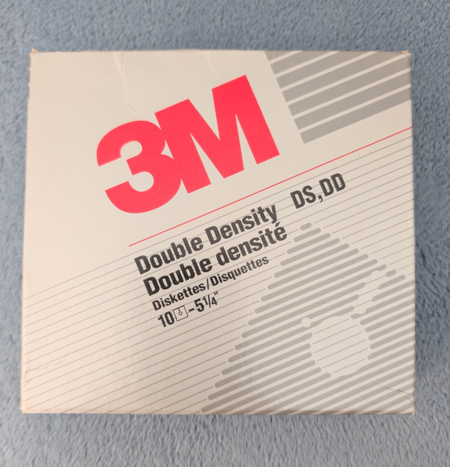 3M DS, DD diskettes 5 1/4".   Open Box with 16 Diskets