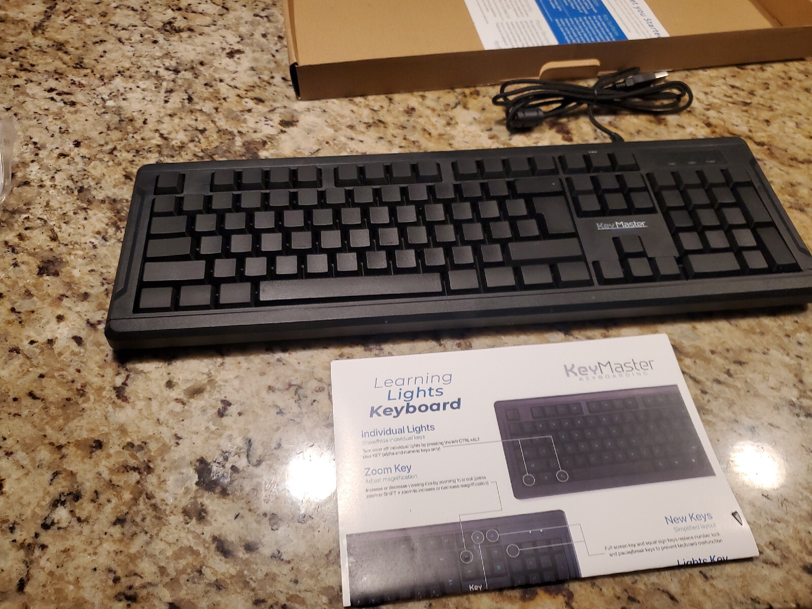 READ - Learn to Touch Type Keyboard - Blank or Visible Keys for Teaching 