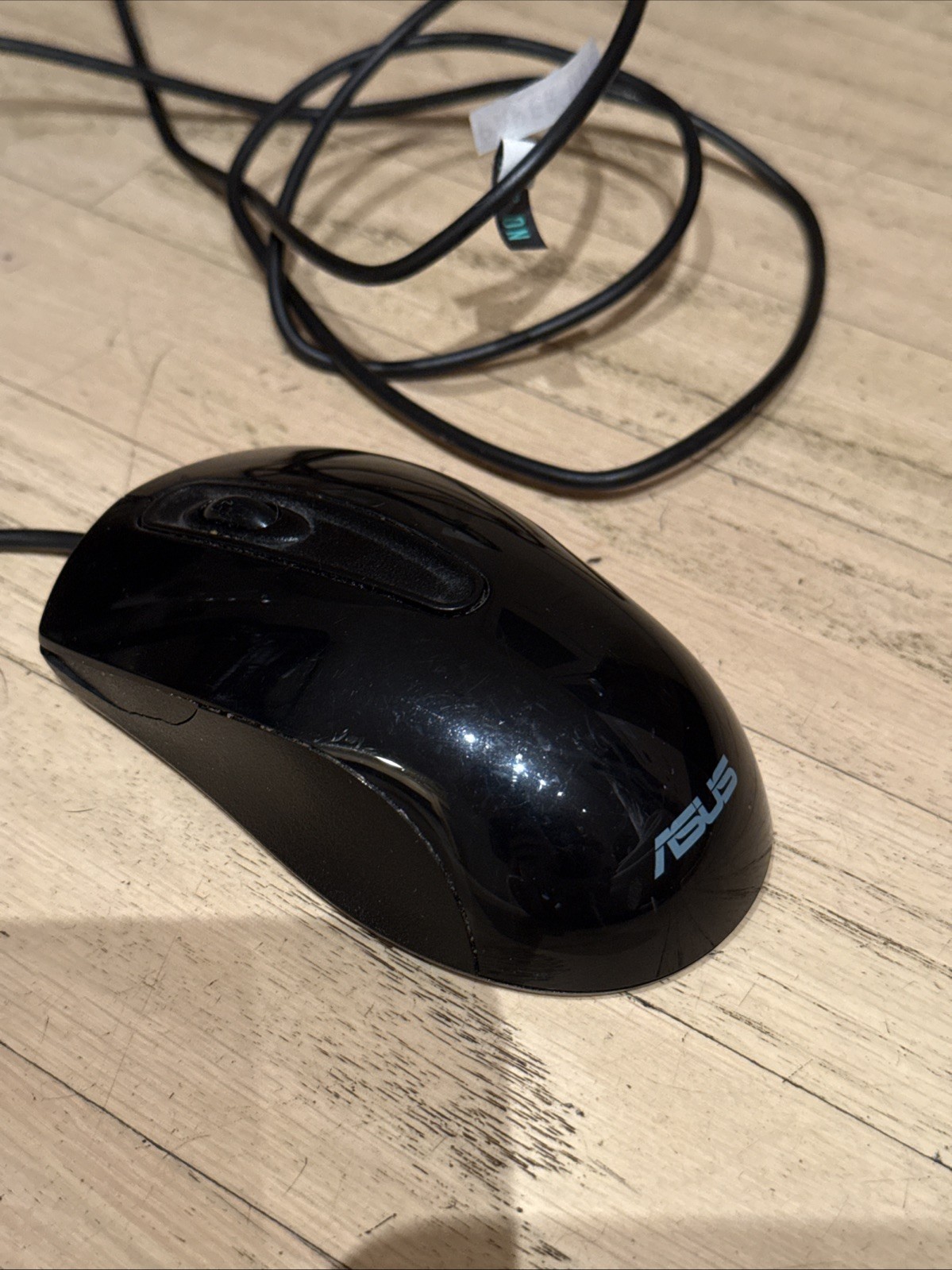 ASUS Wired USB Optical Mouse 3 Buttons Model MOBTUO lightly used.