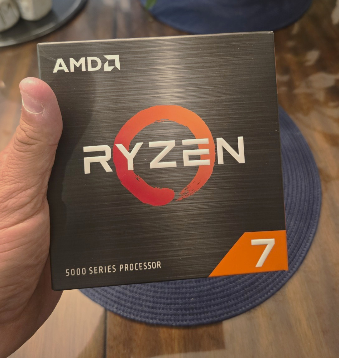 AMD Ryzen 7 5800XT 8-Core/16-Thread 3.8GHz Socket AM4 CPU 32MB L3