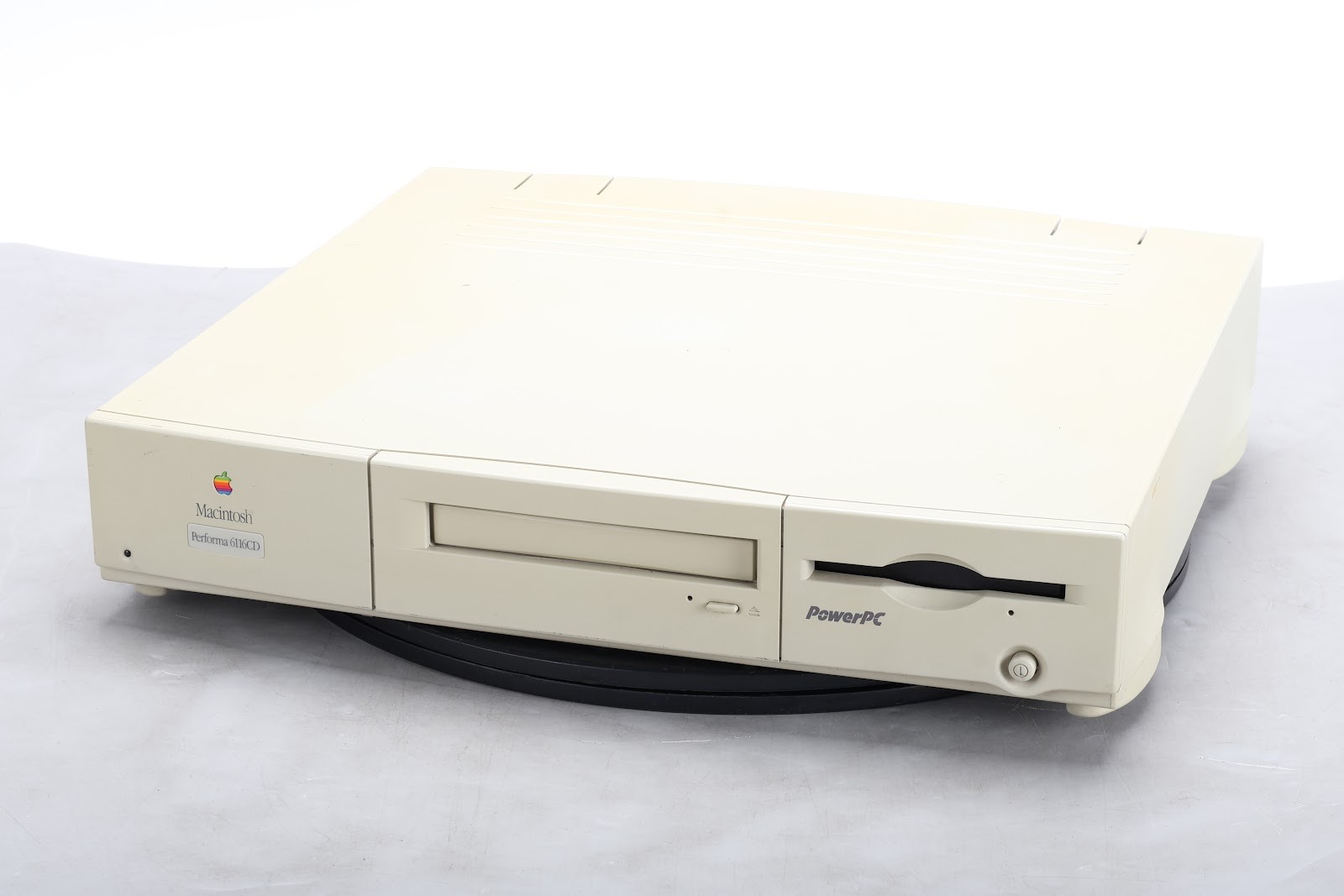 Apple M1596 6100/66 Power Macintosh PC - Fair Condition