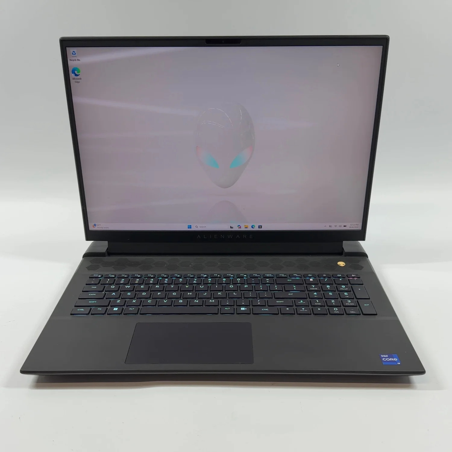 Alienware M18 R2 18" i9-14900HX 2.2GHz 32GB RAM 1TB SSD GeForce RTX 4080