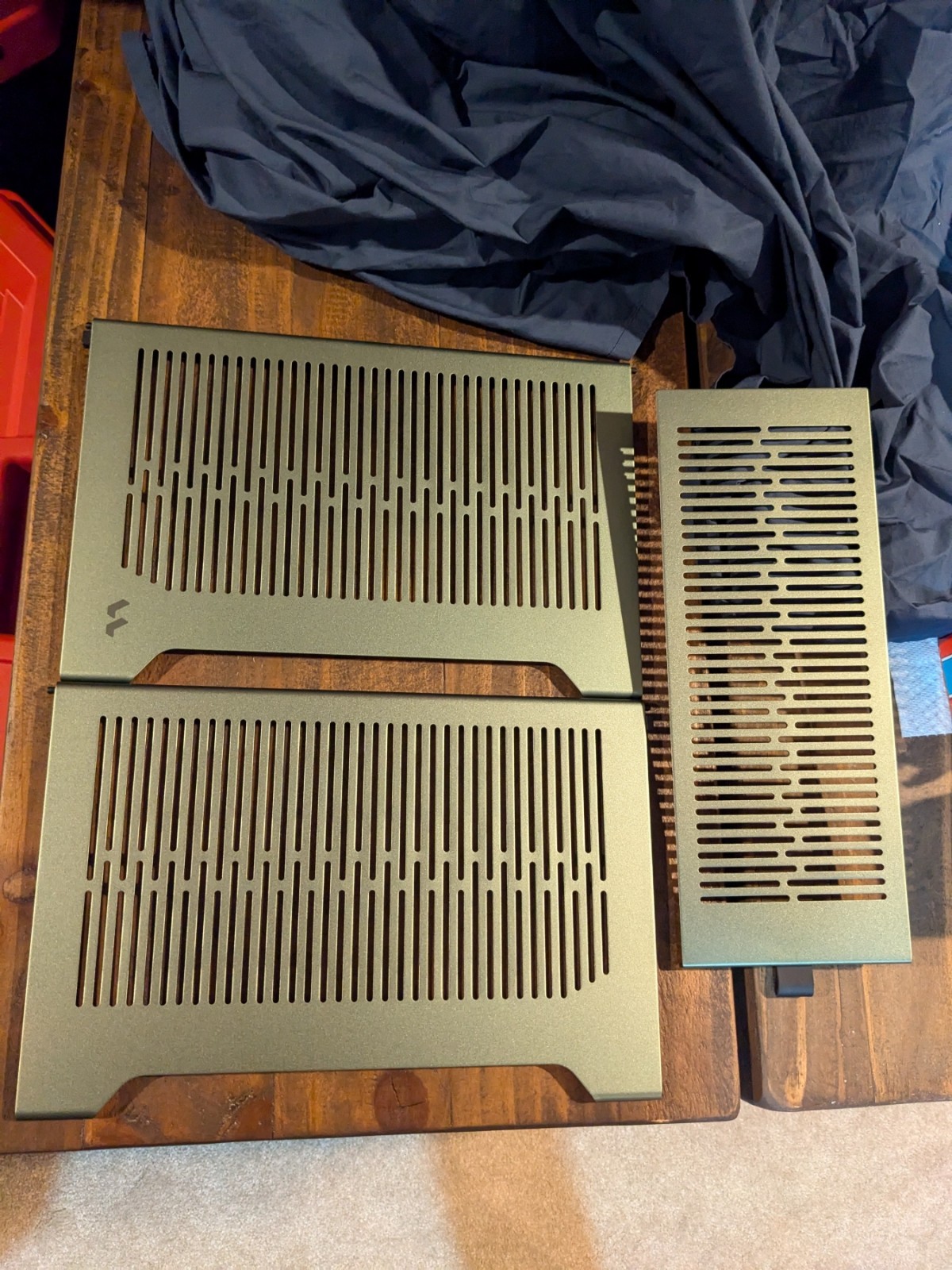 EXTRA/SPARE PARTS - JADE - ONE TOP AND TWO SIDE PANELS FOR FRACTAL DESIGN TERRA