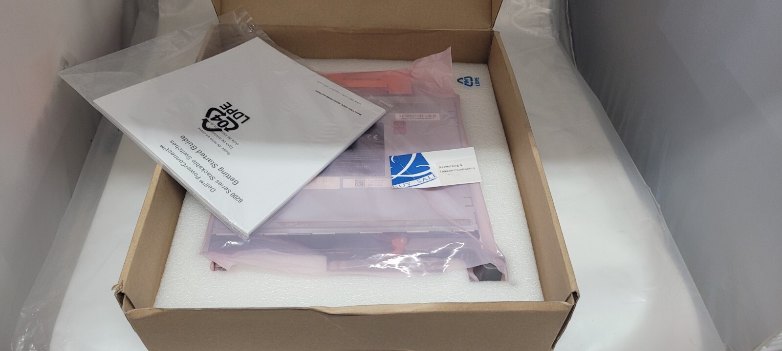 Dell W9XC3 POWERCONNECT M8024 10G SWITCH with -2 Quad Port 10G SFP Modules