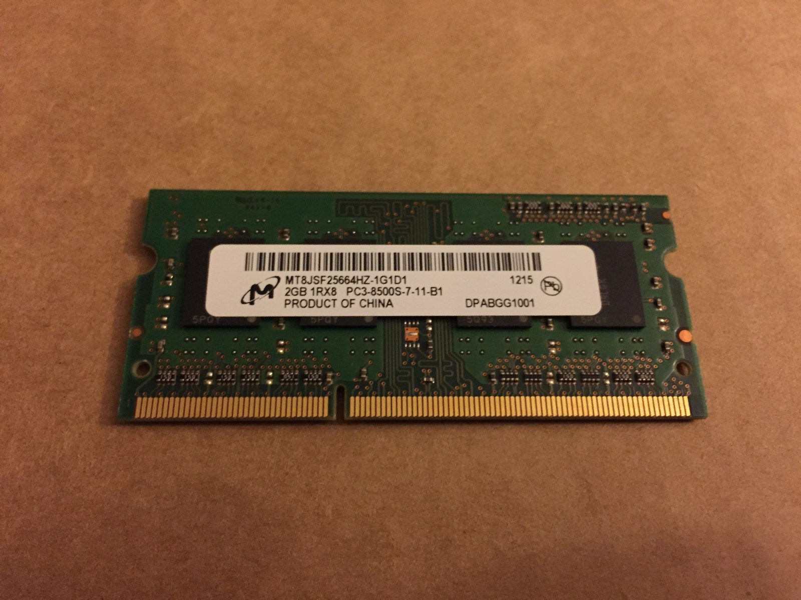 Micron 2GB LAPTOP MEMORY MT8JSF25664HZ-1G4D1 1RX8  PC3-8500S-7-11-B1