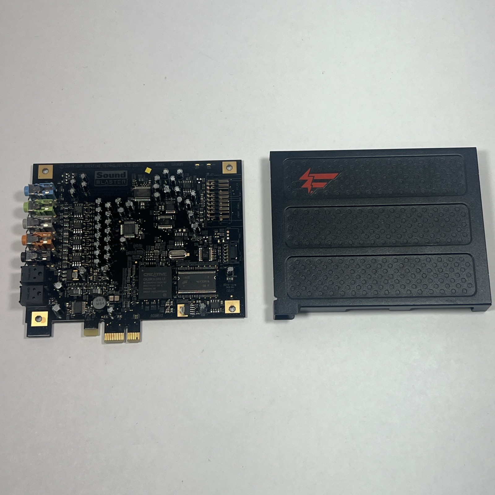 Creative SB0880 Blaster X-Fi Titanium Sound Card Untested