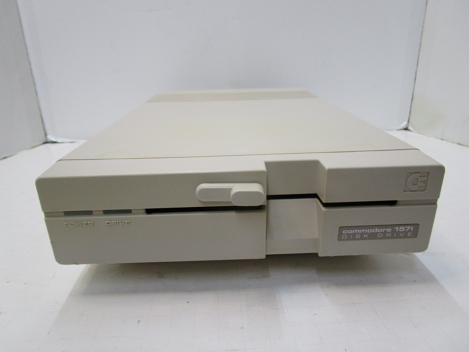 COMMODORE 1571 FLOPPY DRIVE FOR C64 64C VIC-20 C16 PLUS/4 128 TESTD/WRKN LX60 💾
