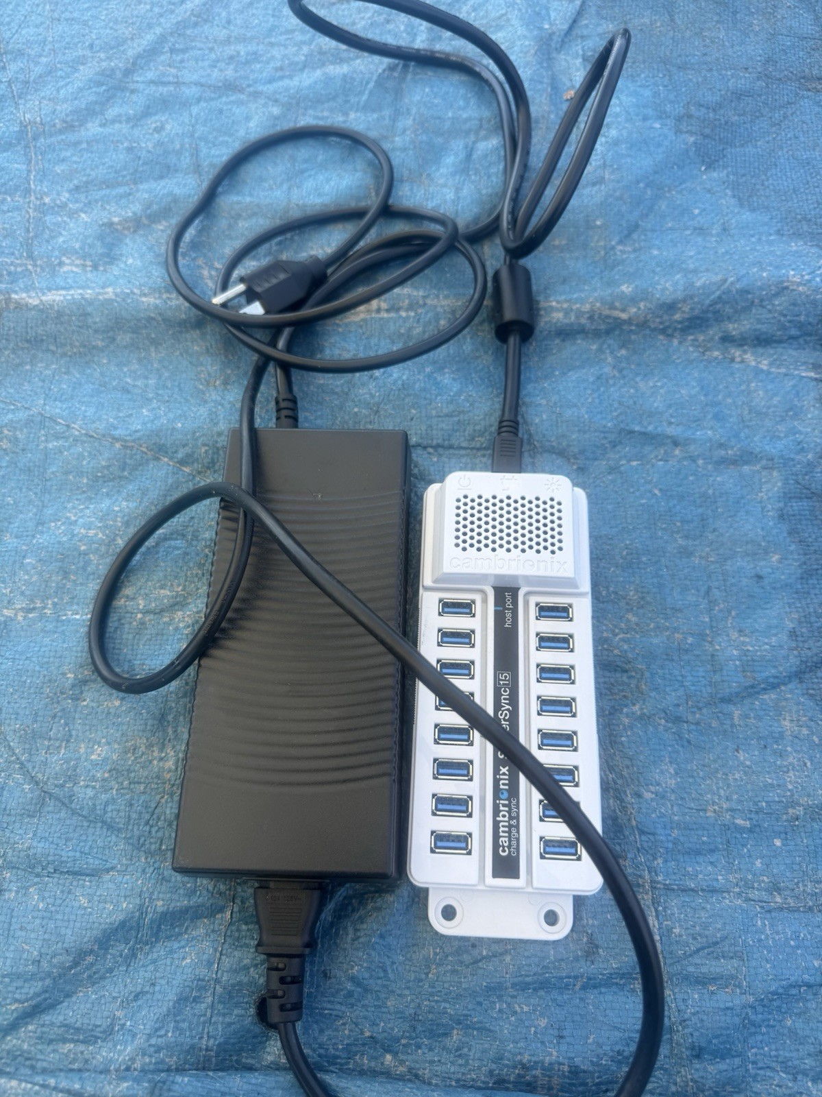 Cambrionix SuperSync 15 Port Smart USB 3.2 Charging & Sync 2.1A (10W) 5Gbps Hub